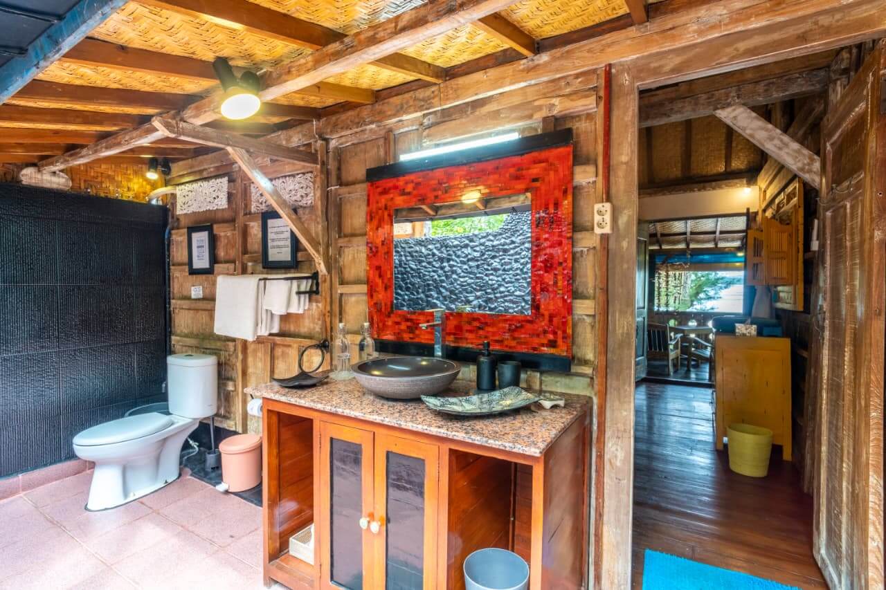 Kais-Beach-House-Blue-Room-14