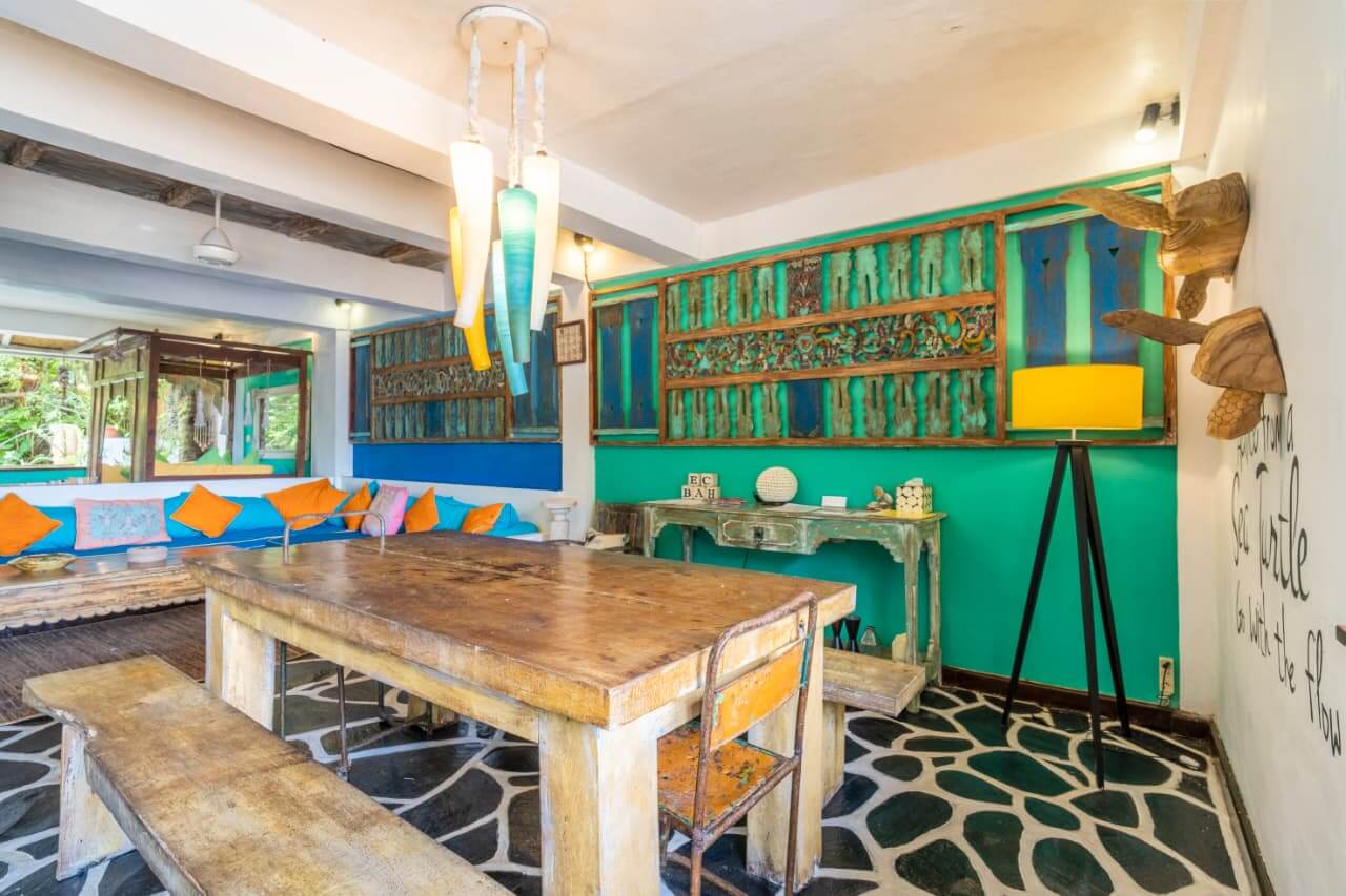 Kais-Beach-House-Living-Room-27