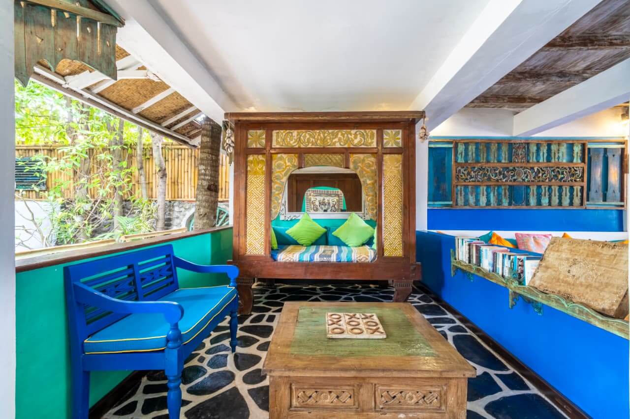 Kais-Beach-House-Living-Room-28