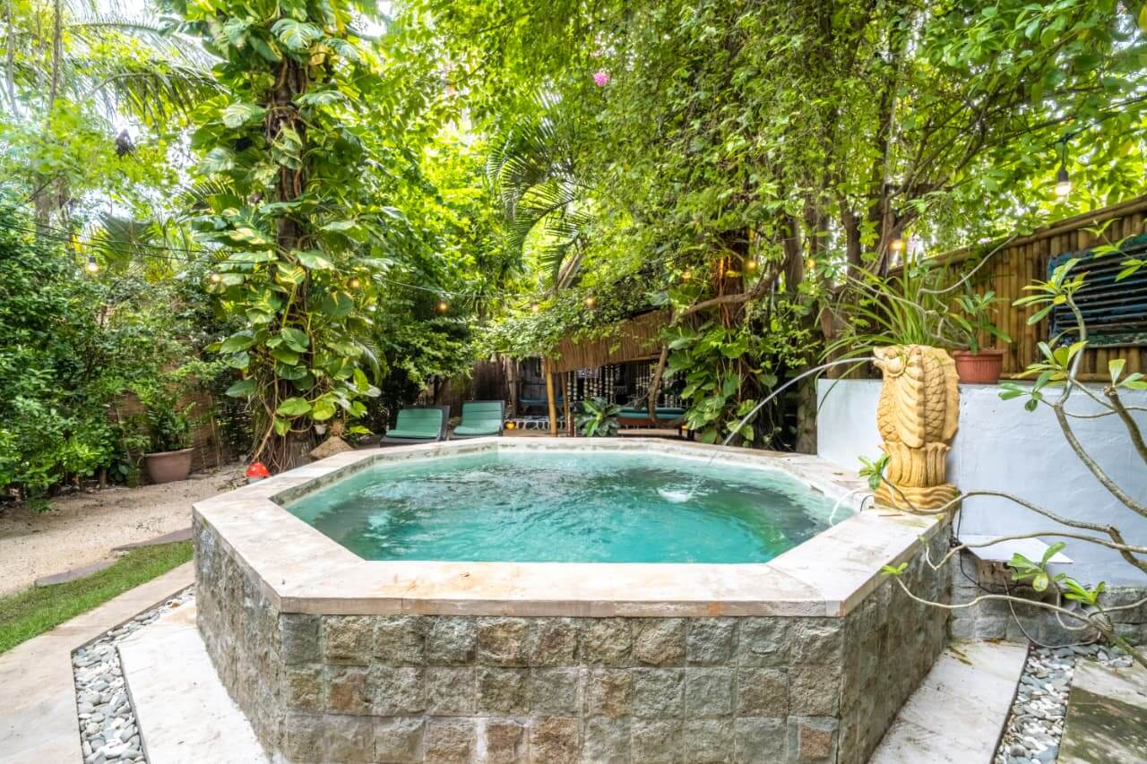 Kais-Beach-House-Pool-Garden-Beach-40